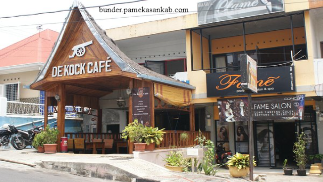 Rekomendasi Tempat Makanan Enak di Bukittinggi, Yuks Kesana!